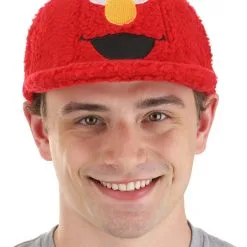 Shenzen Amilla Sesame Street Elmo Fuzzy Cap